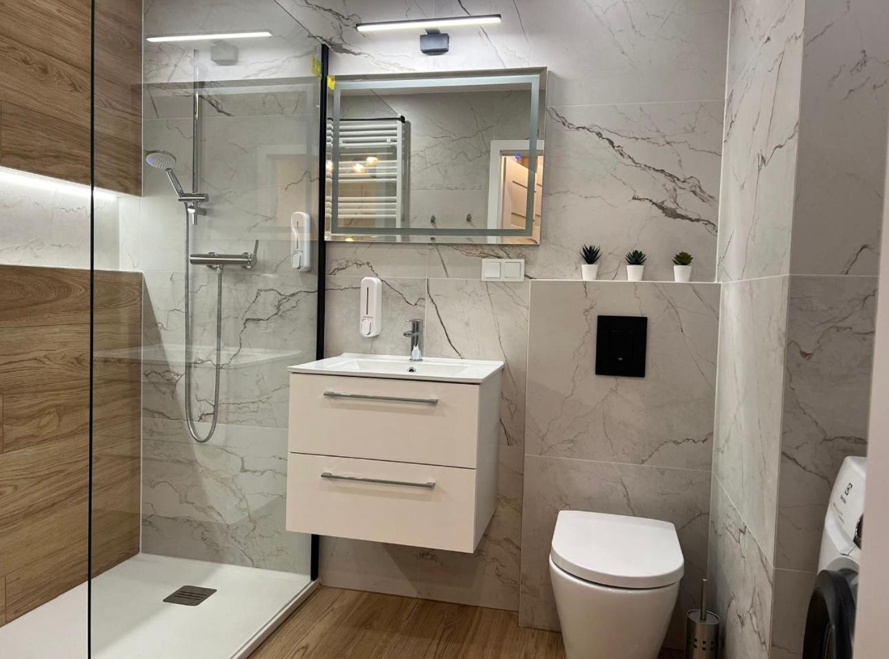 Wroclawia Centrum Apartment *